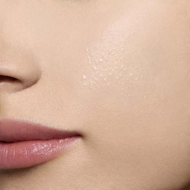 Hydratisierende Mehrfachschutznebel Hydra-Essentiel Clarins 75ml