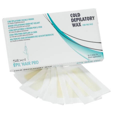 Pacote com 12 tiras de cera fria para o corpo.
