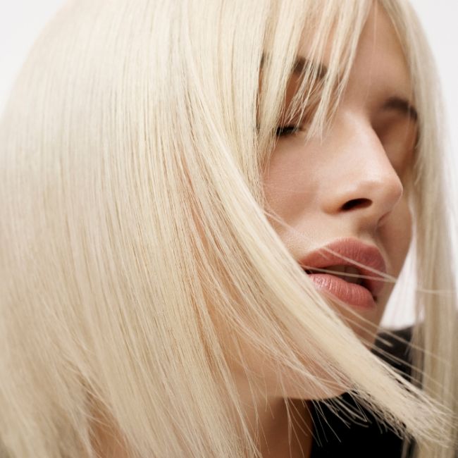 Sérum anti-frisottis Taming Elixir Dark Oil Sebastian 140ml