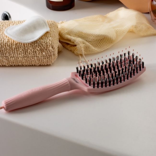 Brosse Fingerbrush Care Iconic Pastel Pink taille M Olivia Garden