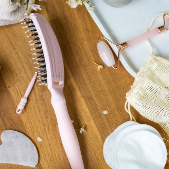 Brosse Fingerbrush Care Iconic Pastel Pink taille M Olivia Garden