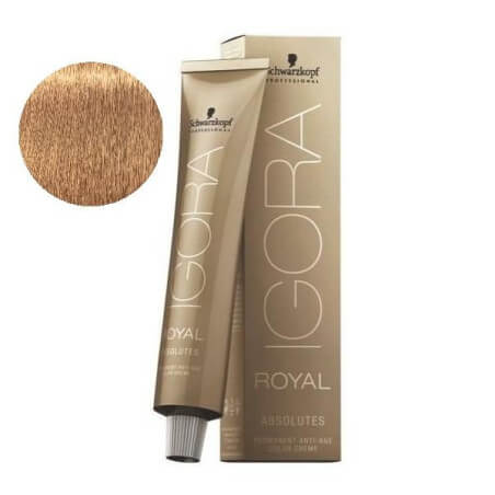 9-50 is een zeer licht natuurlijk gouden blond.