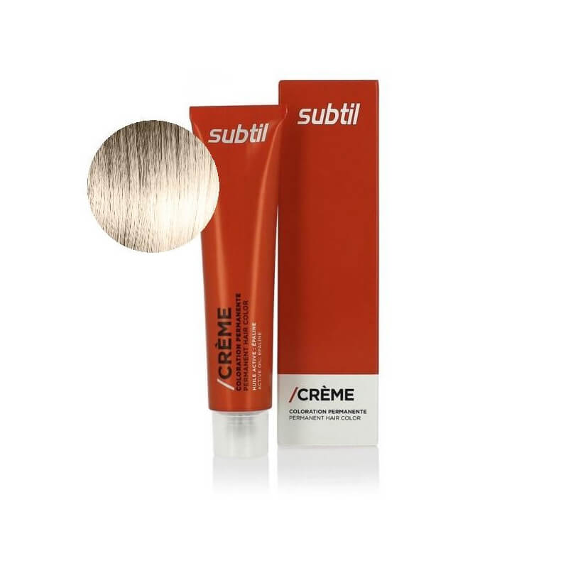 11.32 is een zeer lichtblonde, glanzende en glinsterende kleur.