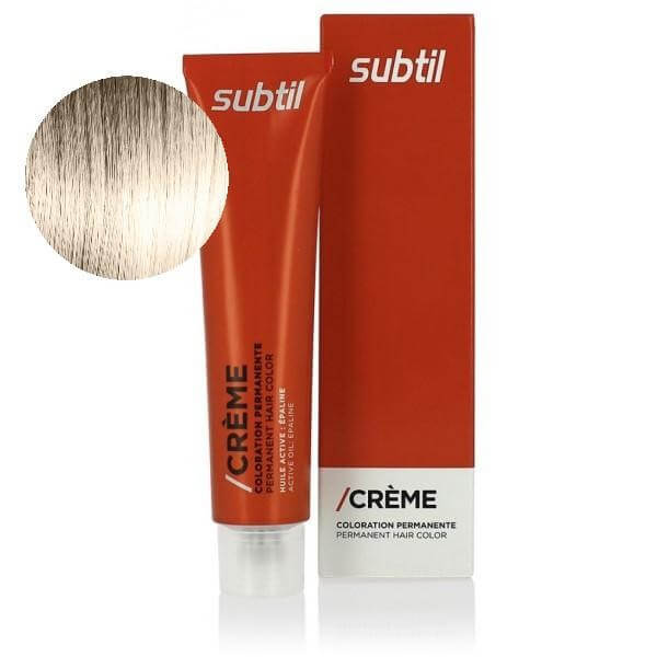 11.32 is een zeer lichtblonde, glanzende en glinsterende kleur. 11.32 is een zeer lichtblonde, glanzende en glinsterende kleur.