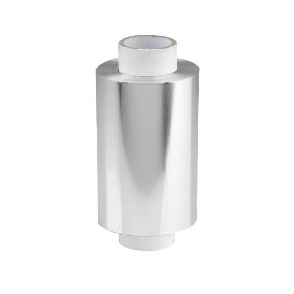 Aluminiumfolie met een buis van 12 cm x 250 m. Aluminiumfolie met een buis van 12 cm x 250 m.
