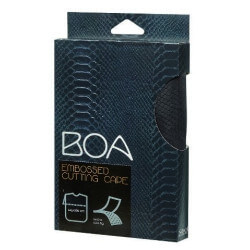 Bademantel aus Boa mit Klettverschluss.