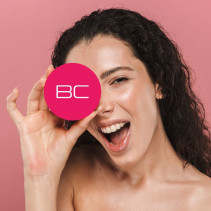 La Beauty Sélection betekent "De Beauty Selectie" in het Nederlands. La Beauty Sélection betekent "De Beauty Selectie" in het Nederlands.