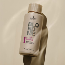 Färbung Patinas BlondMe - Schwarzkopf