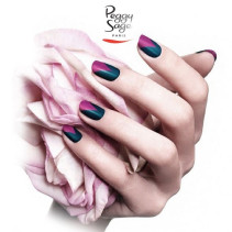Peggy Stage -  Unghie finte Nail Art