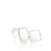 Magnifying mirror