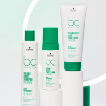 Bonacure Volume Boost is een haarverzorgingslijn van Schwarzkopf die speciaal is ontwikkeld voor fijn haar. Het geeft het haar m Bonacure Volume Boost is een haarverzorgingslijn van Schwarzkopf die speciaal is ontwikkeld voor fijn haar. Het geeft het haar m